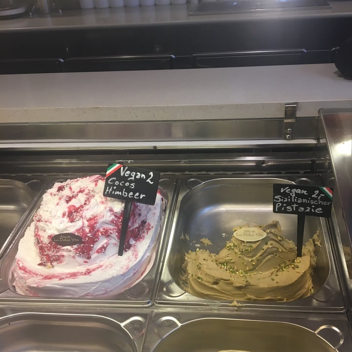 review photo of Eiscafé La Dolce Vita Sizilianische Pistazie shared by @nicolex on 30 Jun 2021 - review