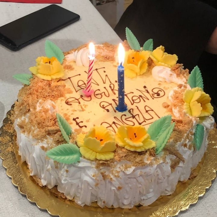 review photo of Forno Pasticceria Antico Porto Torta compleanno shared by @arynera on 13 Apr 2022 - review