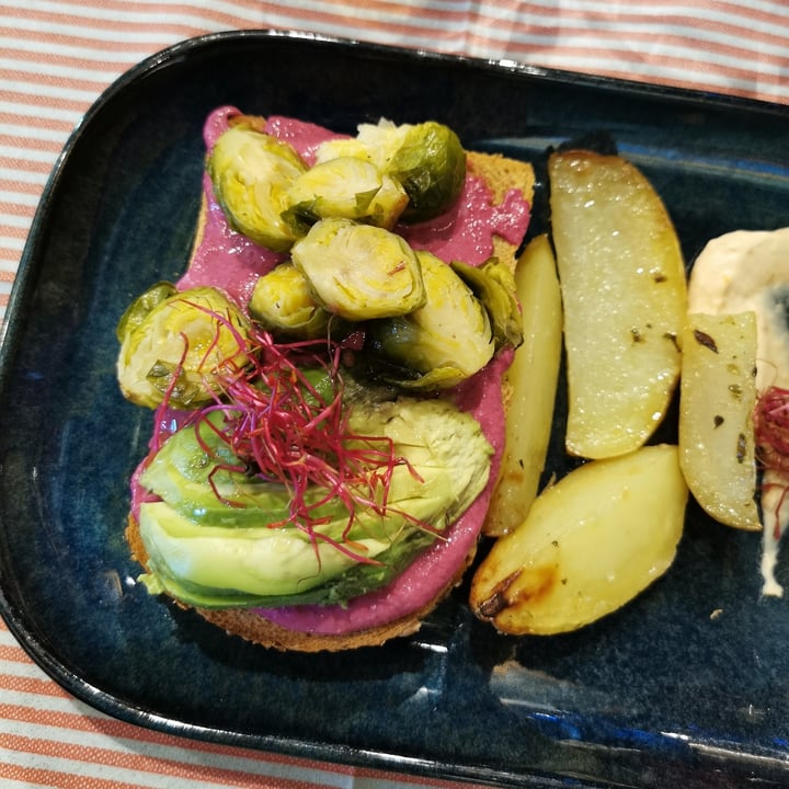photo of Ziga Bar Avocado toast vegan shared by @posataverde on  25 Jan 2022 - review