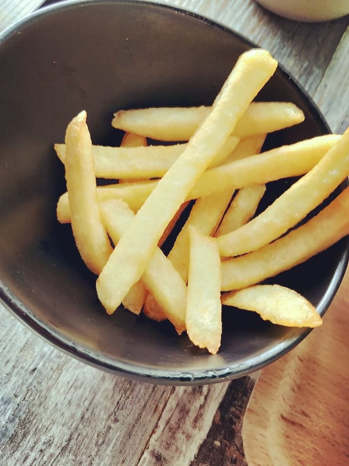 photo of nomVnom Bistro French Fries shared by @starlight7 on  05 Aug 2019 - review
