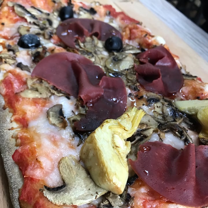 photo of Al Pachino Quattro stagioni Vegan shared by @saraquartieri on  23 Jan 2023 - review