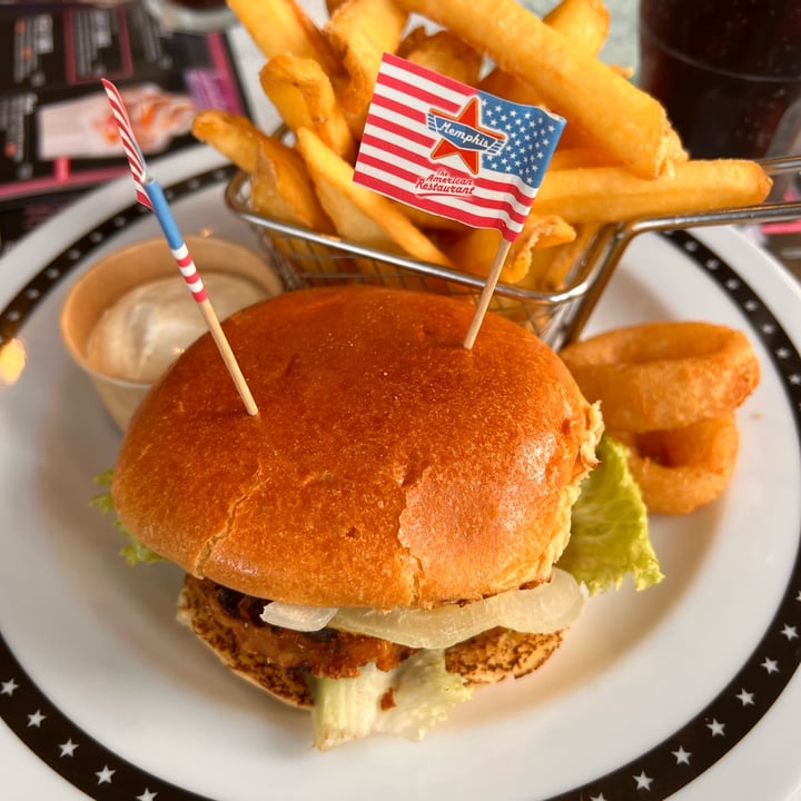 review photo of Memphis Burger Veggie shared by @asji on 28 Sep 2022 - review