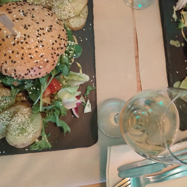 photo of Sanissimo Príncipe Pio Burger Espartana Sin Gluten shared by @marenv on  14 Jun 2022 - review
