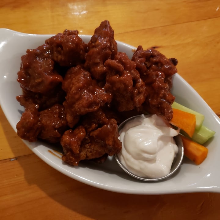 photo of Rise Above Seitan Wings shared by @metalmel666 on  10 Dec 2021 - review