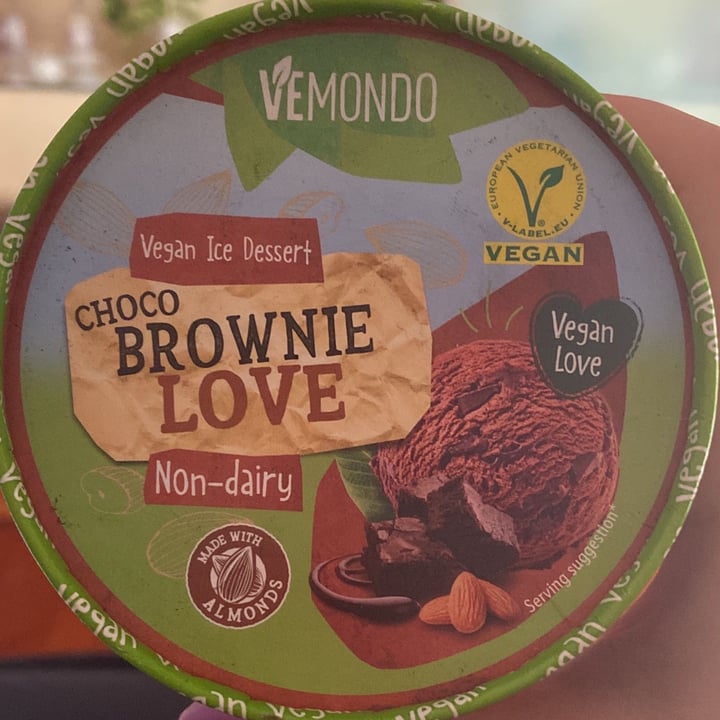 photo of Vemondo  Gelato Chocolate Brownies shared by @lyxsq on  30 Aug 2022 - review