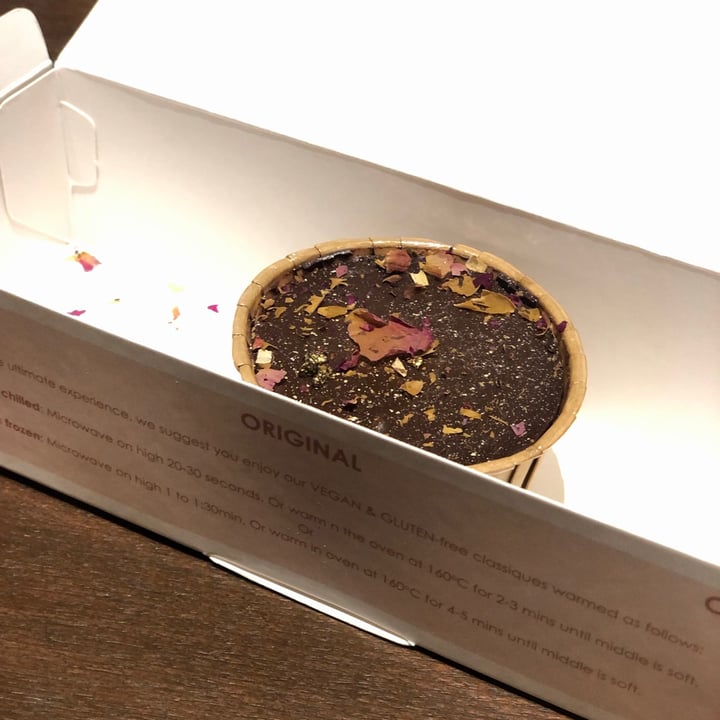 review photo of Róa Midnight™ Classique Cupcakes Citrus shared by @plantingggg on 25 Jun 2021 - review