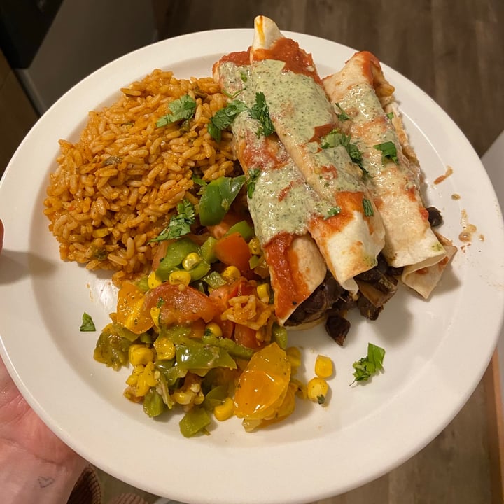 review photo of Green Chef Black Bean And Mushroom Enchiladas Topped With Cashew Crema Served With Rice And Bell Pepper Tomato Chimichuri shared by @madds on 05 Apr 2021 - review