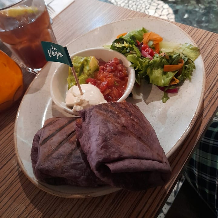 photo of Las Iguanas Leicester Vegan Burrito shared by @timea on  04 Jun 2022 - review
