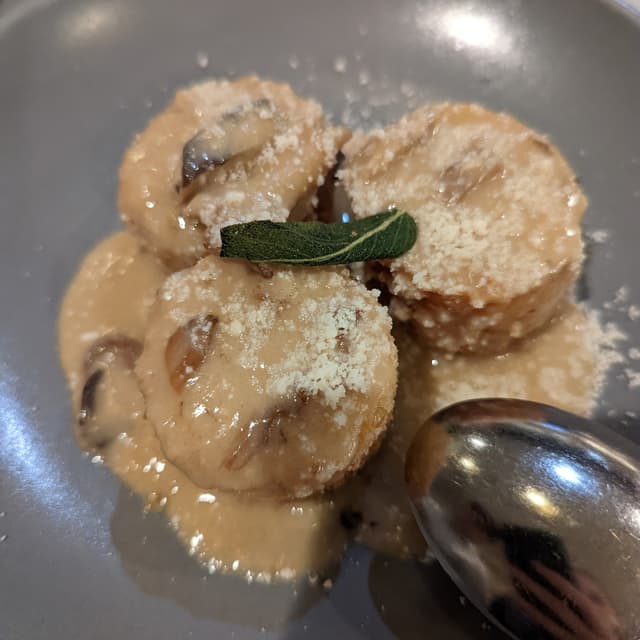 Photo of the dish “polenta cakes”