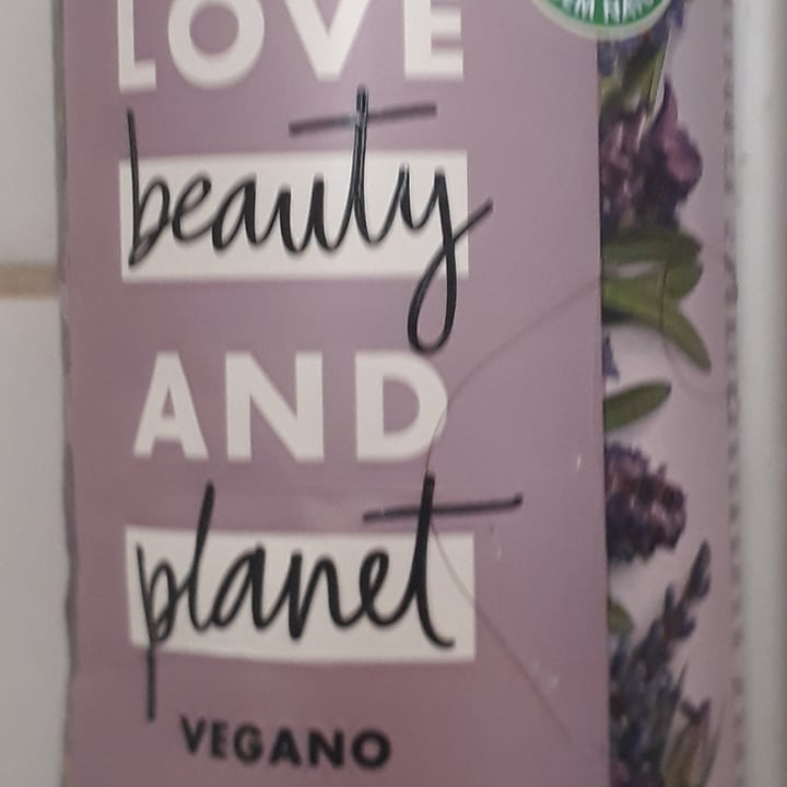 review photo of Love Beauty and Planet Shampoo Óleo Argan e Lavanda shared by @anaina on 17 Apr 2022 - review