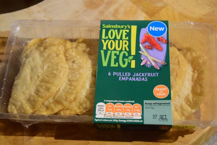 photo of Sainsbury's Pulled Jackfruit Empanadas shared by @friendsnotfood on  23 Nov 2019 - review