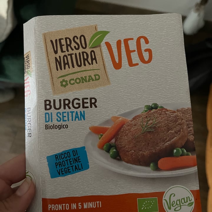 photo of Verso Natura Conad Veg Burger Di Seitan Biologico shared by @martamaddalena on  05 Apr 2022 - review