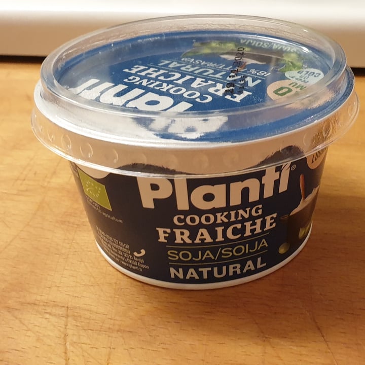 photo of Planti Cooking Fraiche Soja Natural shared by @robinsorbom on  11 Oct 2020 - review