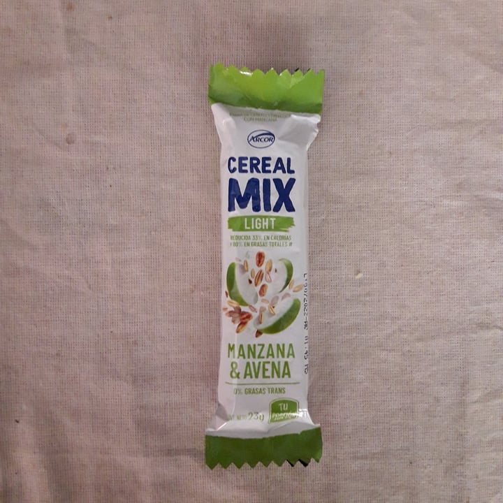 photo of Cereal mix Barrita de Cereal Original shared by @silvimazzali on  20 Jan 2022 - review