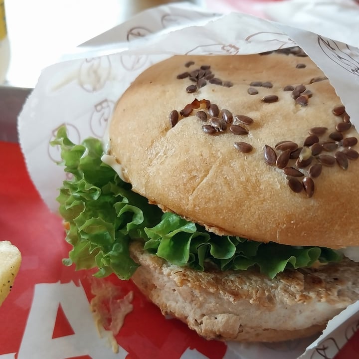 photo of Burger 54 Notchicken Burger shared by @julietaaz on  21 Nov 2022 - review