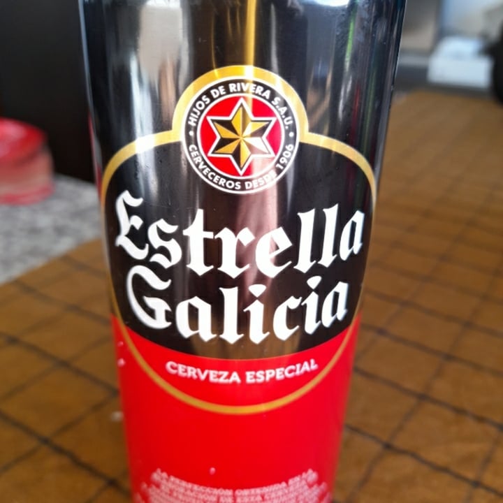 photo of Estrella galicia Cerveza shared by @dexter on  13 Jan 2021 - review