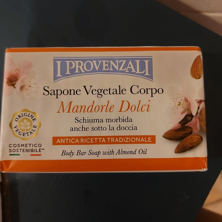 review photo of I Provenzali Saponetta Vegetale Corpo Mandorle Dolci shared by @roberta38 on 29 May 2021 - review