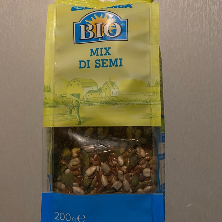 review photo of Esselunga Bio Mix di semi shared by @alicelovestheanimals on 30 Dec 2021 - review
