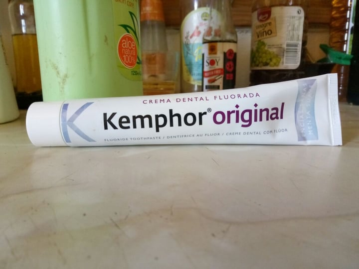 photo of Kemphor Crema dental fluorada shared by @davidvegan on  24 Sep 2019 - review