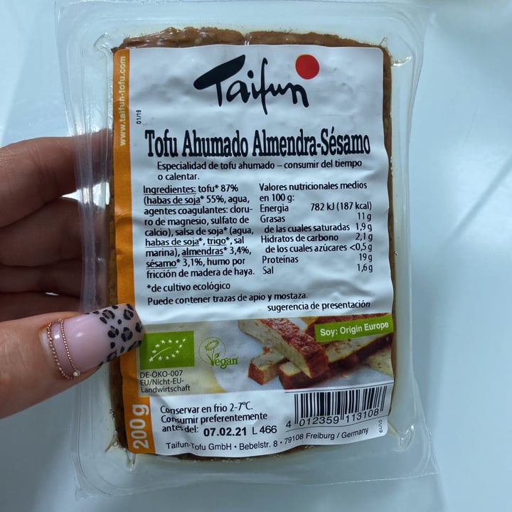 photo of Taifun Tofu Ahumado Almendra-Sésamo shared by @marinadanza on  14 Jan 2021 - review