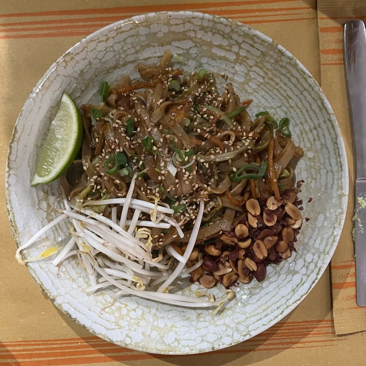 photo of Handa Pad Thai shared by @yabinet on  01 Apr 2022 - review