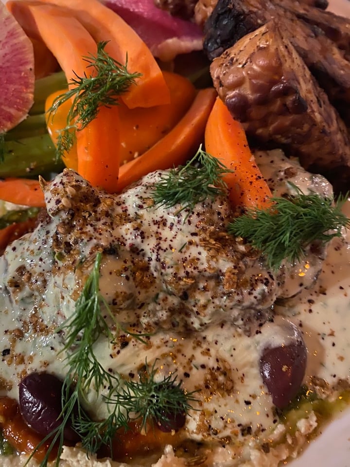 review photo of Cafe Gratitude welcoming / mediterranean mezze plate shared by @thatdorkarnie on 20 Dec 2019 - review