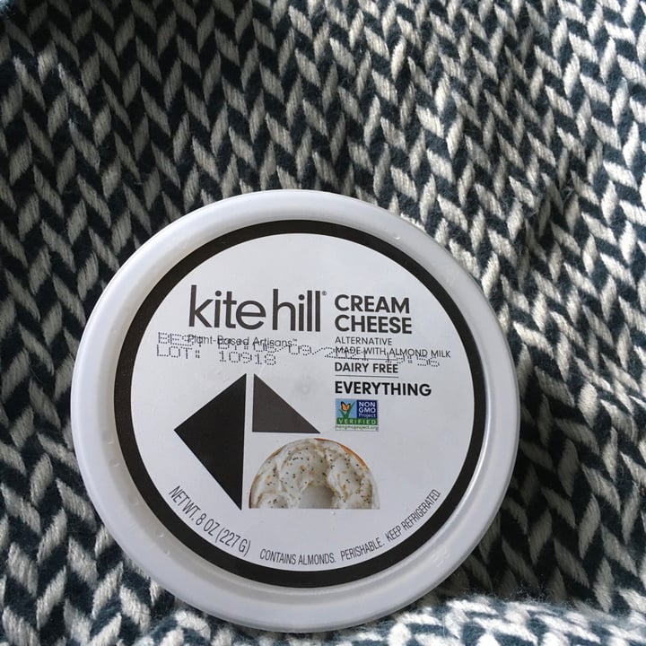 photo of Kite Hill Cream Cheese Alternative Plain shared by @niecee21 on  29 Jun 2021 - review