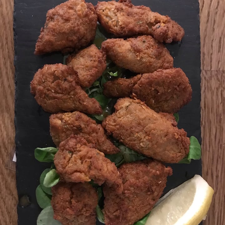 photo of Roots & Rolls Heura Karaage shared by @martafusano on  08 Jul 2022 - review