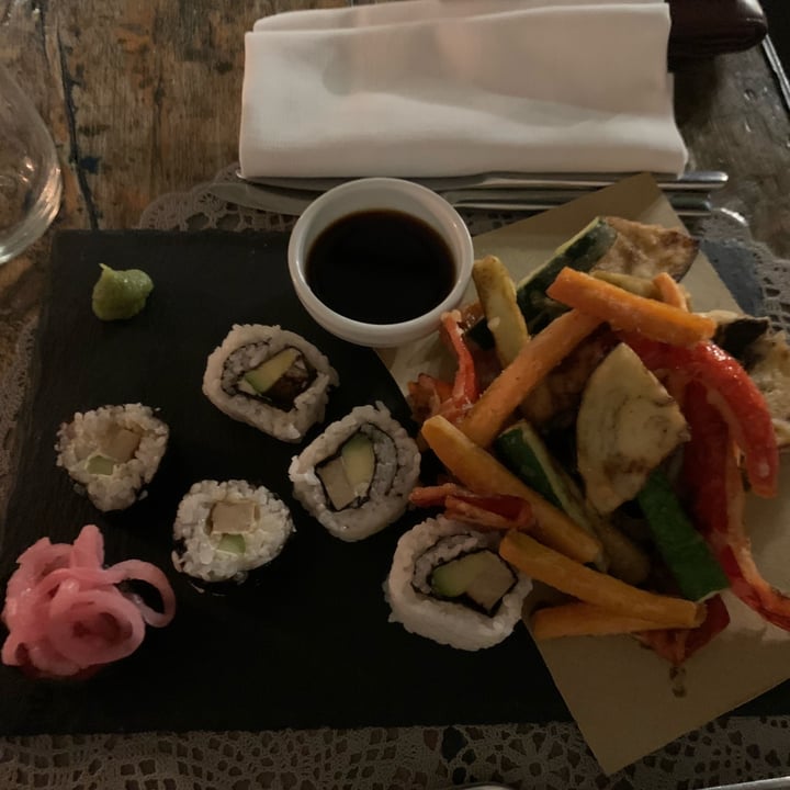 review photo of MOON - Move Ortigia Out of Normality Sushi e tempura shared by @arguably on 09 Oct 2022 - review