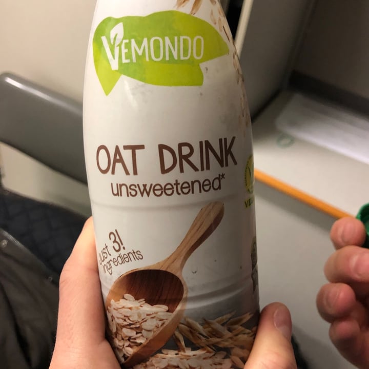 photo of Vemondo Oat Drink unsweetened shared by @viktor1805 on  27 Nov 2020 - review