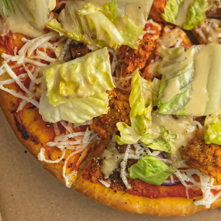 review photo of Boon Burger Cafe Spicy Chickun Ceasar Peace-za shared by @ttvqueenvegan on 13 Oct 2020 - review