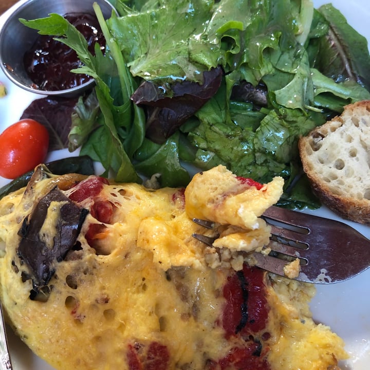 review photo of Urth Caffé Just-egg Ommelette shared by @jordanvalladolid on 20 Jul 2021 - review