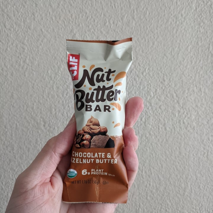 photo of Clif Bar Chocolate & Hazelnut Butter shared by @regimack on  11 Mar 2022 - review