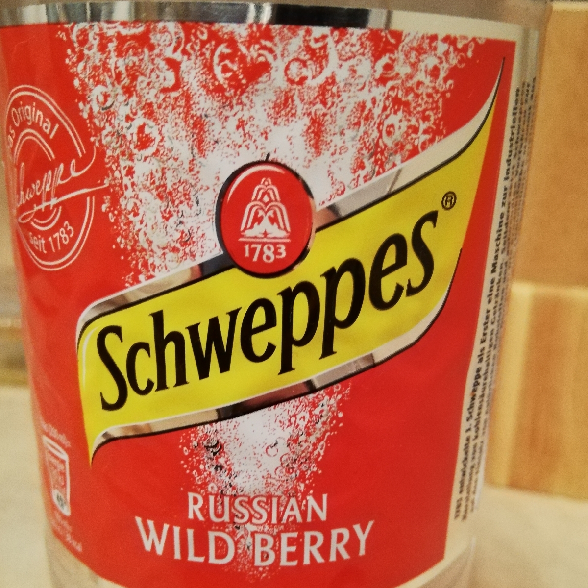 Schweppes Wild Berry, 1,25 l