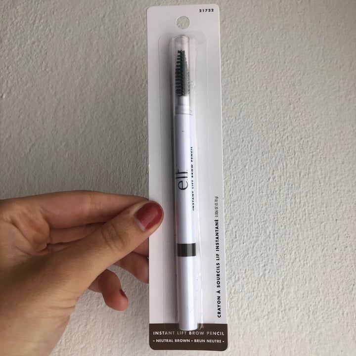 photo of e.l.f. Cosmetics Instant Lift Eyebrow Pencil shared by @giuliettaveg on  25 Apr 2021 - review