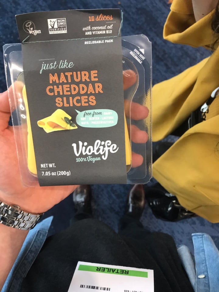 photo of Violife Mature Cheddar Slices shared by @tryingveganwithmario on  07 Mar 2019 - review