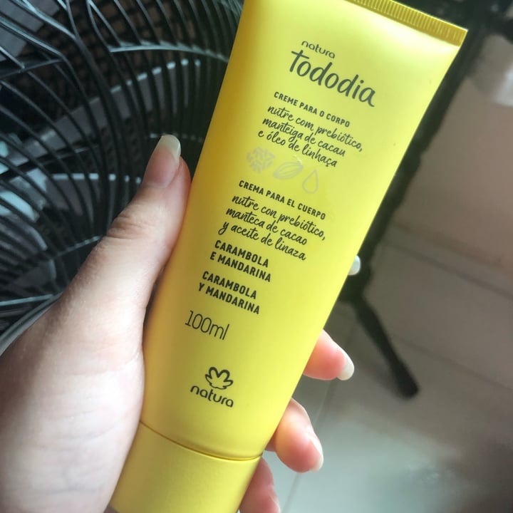 review photo of Natura Tododia creme para o corpo carambola e mandarina shared by @oleinisckibruna on 10 Dec 2021 - review