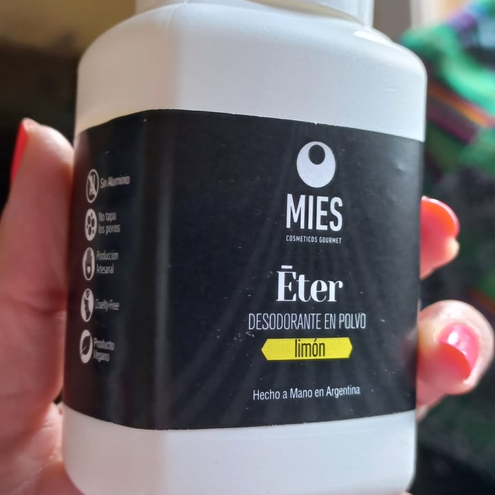 photo of Mies Desodorante en polvo shared by @miveganavida on  20 Nov 2021 - review