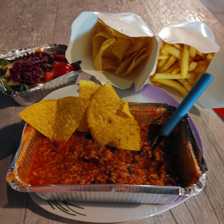 photo of Badass Burgers Tortilla Chilli Sin Carne shared by @lukasser on  30 May 2021 - review
