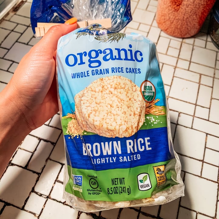 photo of Lundberg Family Farms Organic Brown Rice Cakes shared by @milinda-h on  26 Oct 2020 - review