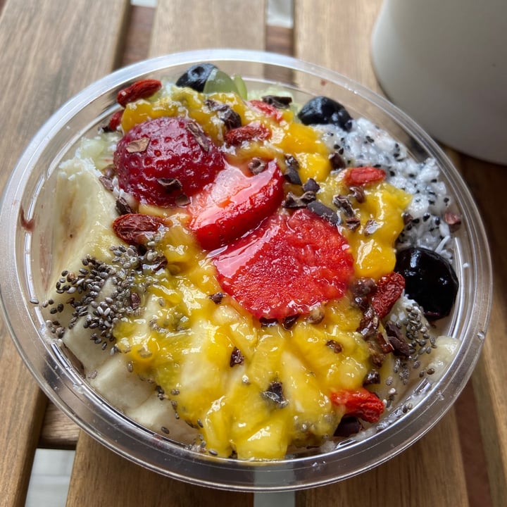 photo of Project Açaí Flower bowl shared by @vegan-everafter on  08 Jun 2021 - review
