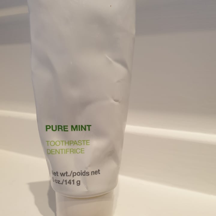 photo of Arbonne Pure Mint Toothpaste shared by @jennia on  20 Mar 2021 - review