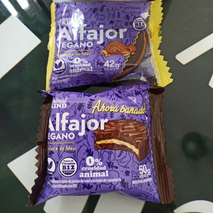 photo of Animal kind Alfajor Bañado En Chocolate shared by @belenroman on  22 Oct 2022 - review