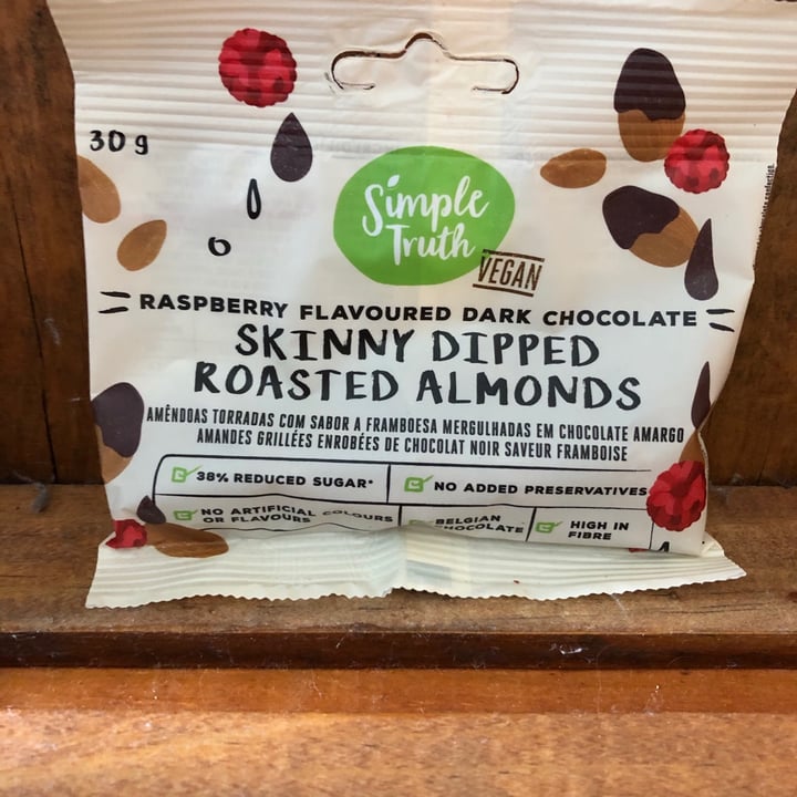 photo of Simple Truth Raspberry chocolate almonds shared by @danielholistic on  19 Nov 2020 - review