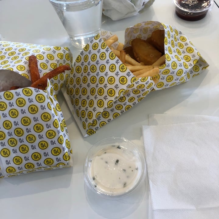 photo of STALK & SPADE Chick'n Nuggets shared by @nursevegan on  18 May 2021 - review