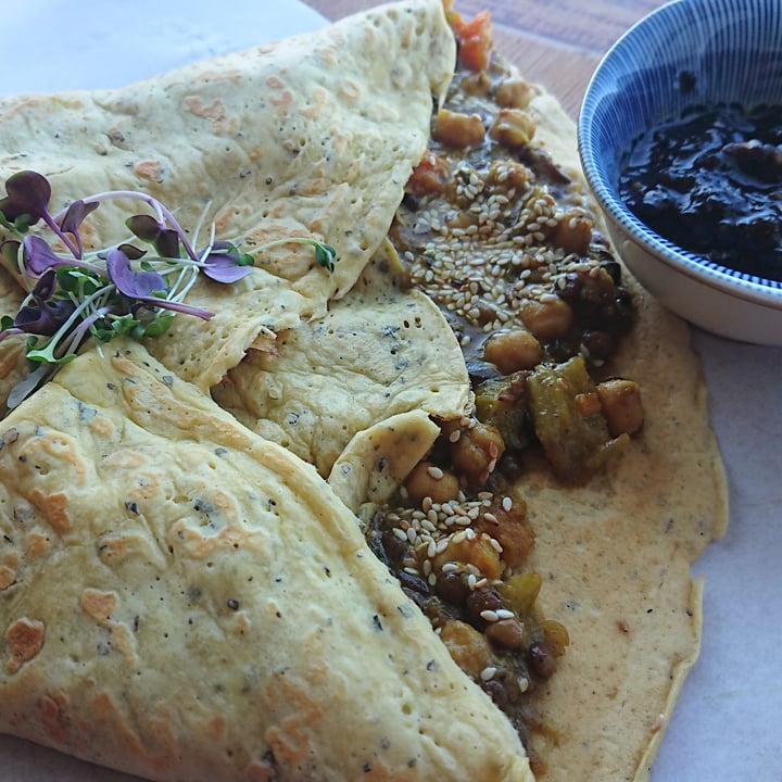 photo of Hang Ten Cafe Veganissimo Crepe shared by @betterplanet on  21 Mar 2022 - review