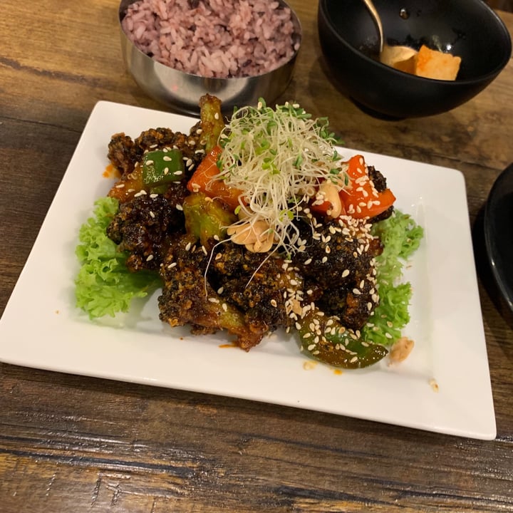 photo of Daehwa Vegetarian Yangnyeom Broccoli shared by @likiminaj on  02 Jan 2021 - review