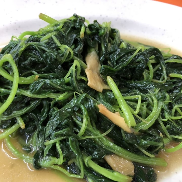 photo of Jin Yi Vegetarian Stir-fried spinach shared by @juzm0i on  19 Aug 2020 - review