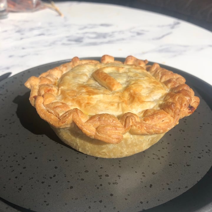 photo of Alice Rebel's BBQ Jackfruit Pie shared by @islamcallister on  12 Sep 2020 - review