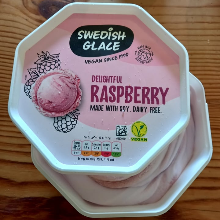 photo of Swedish Glace raspberry ice cream shared by @janxr on  08 Jun 2022 - review